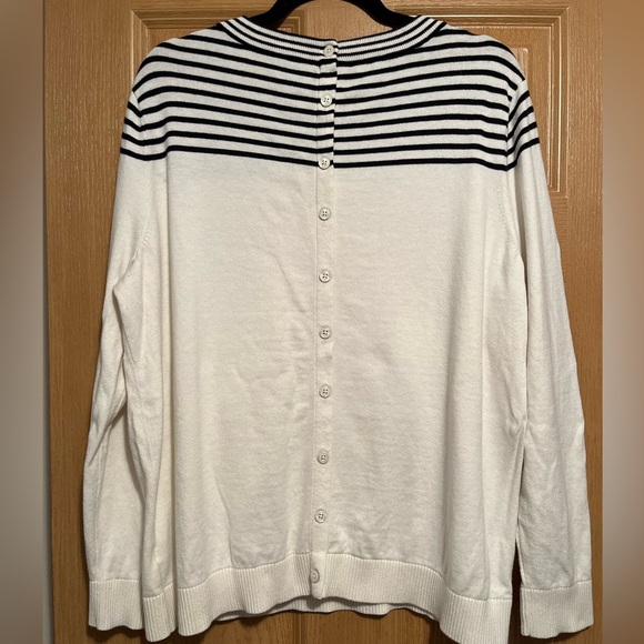 Talbots Button Back Heart Sweater - Picture 11 of 12